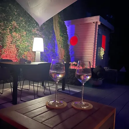 Gartenlounge Bauer דירה